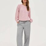 Women's pink sweater