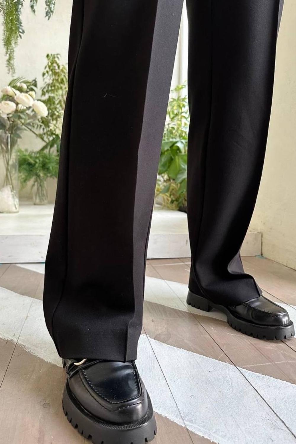 Knitted insulated black pants