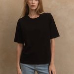 Women's black basic t-shirt
