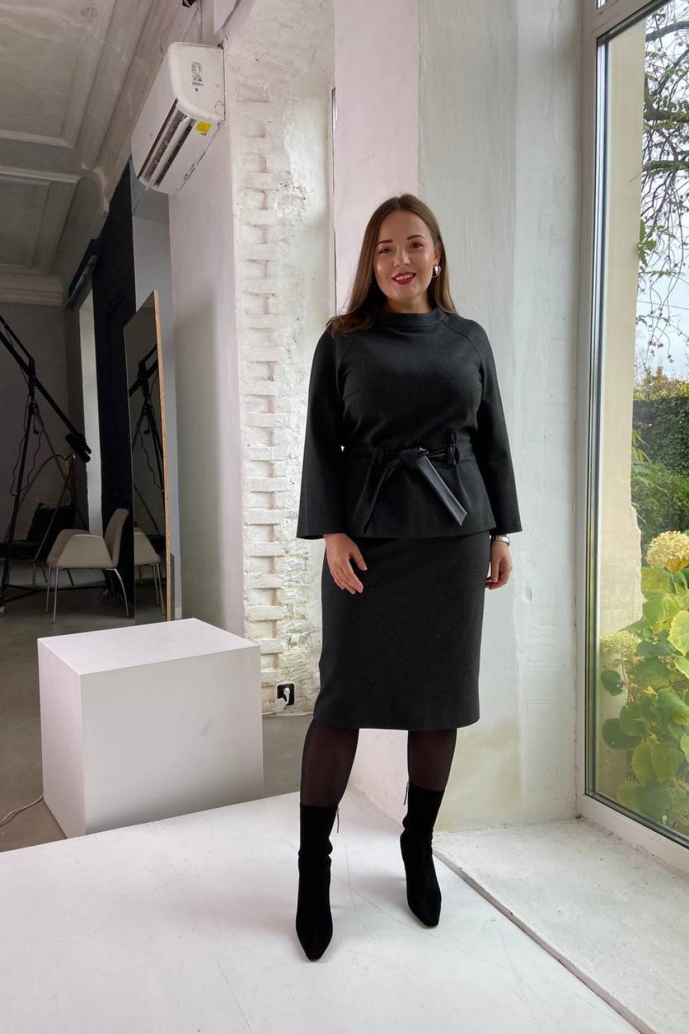 Women's black suit with skirt PS KV-3702 Petro Soroka