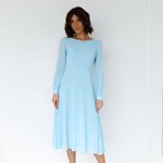 The formal is made of blue chiffon on the lining 913