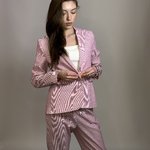 Класичний жакет пудрового кольору Yuka Paris