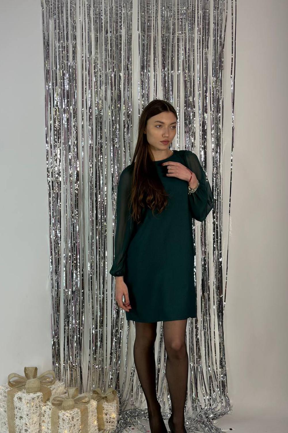 Mini length emerald cocktail dress. France