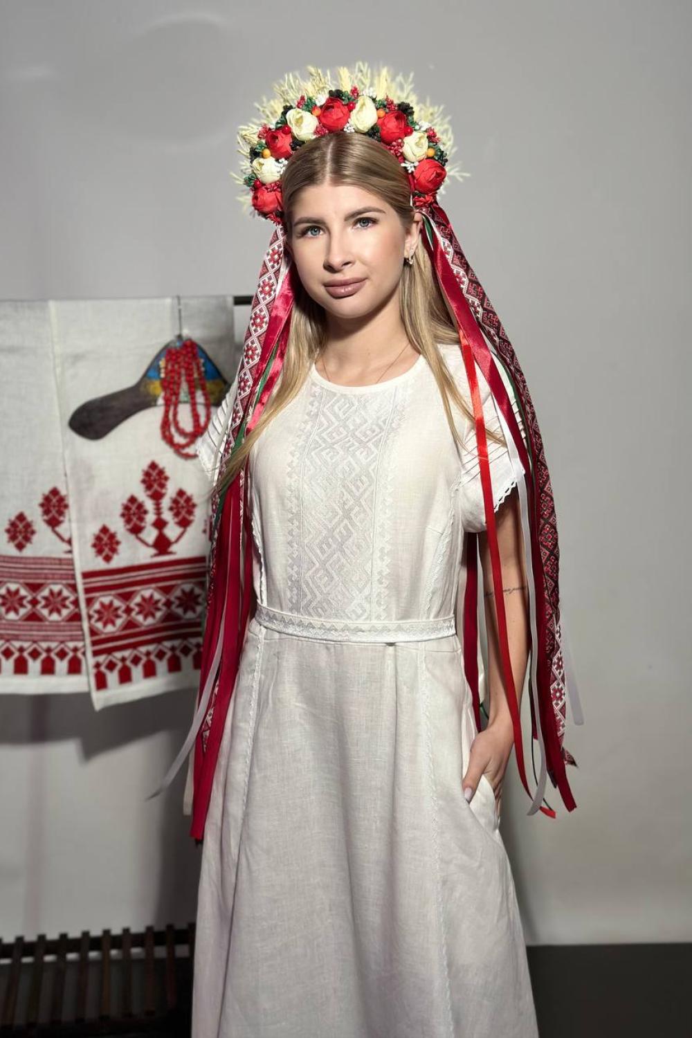 Embroidered dress white on white