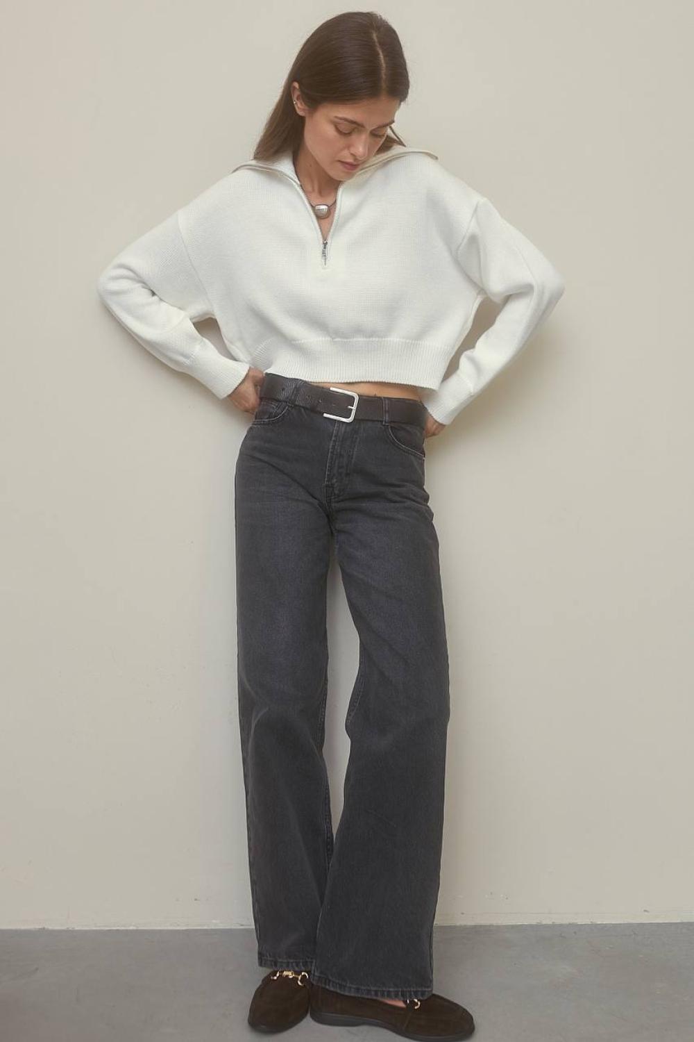Crop ecru sweater