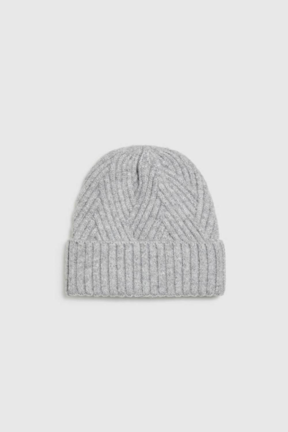 Women's grey hat