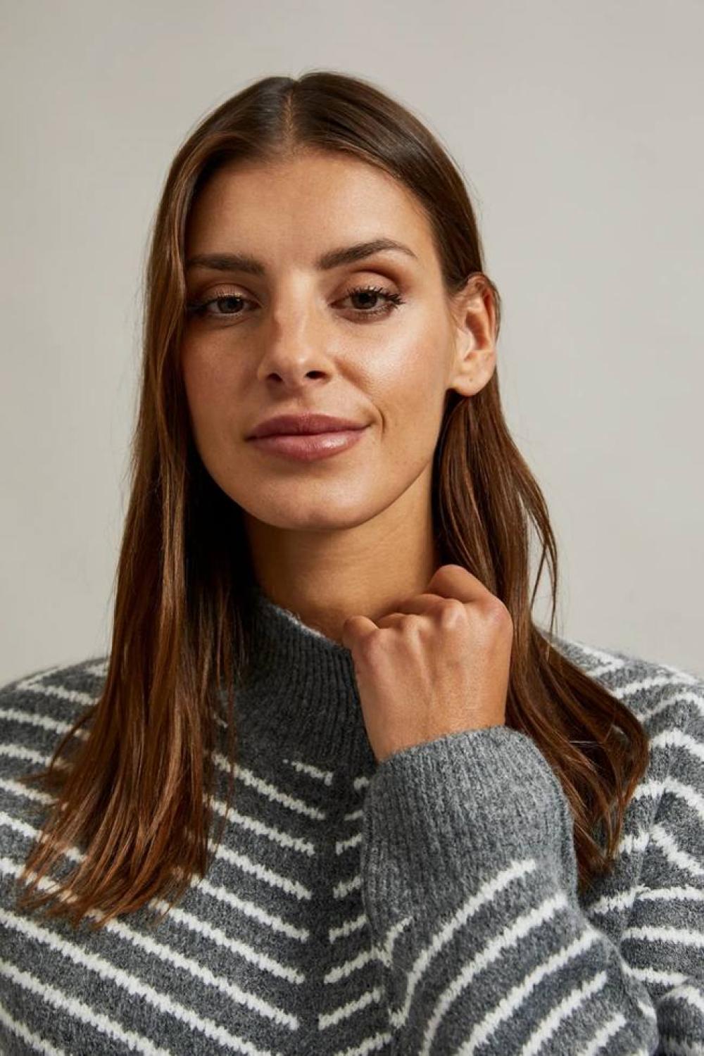 A women's jumper