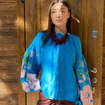 Embroidered GEM women's blue linen shirt