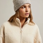 A beige hat