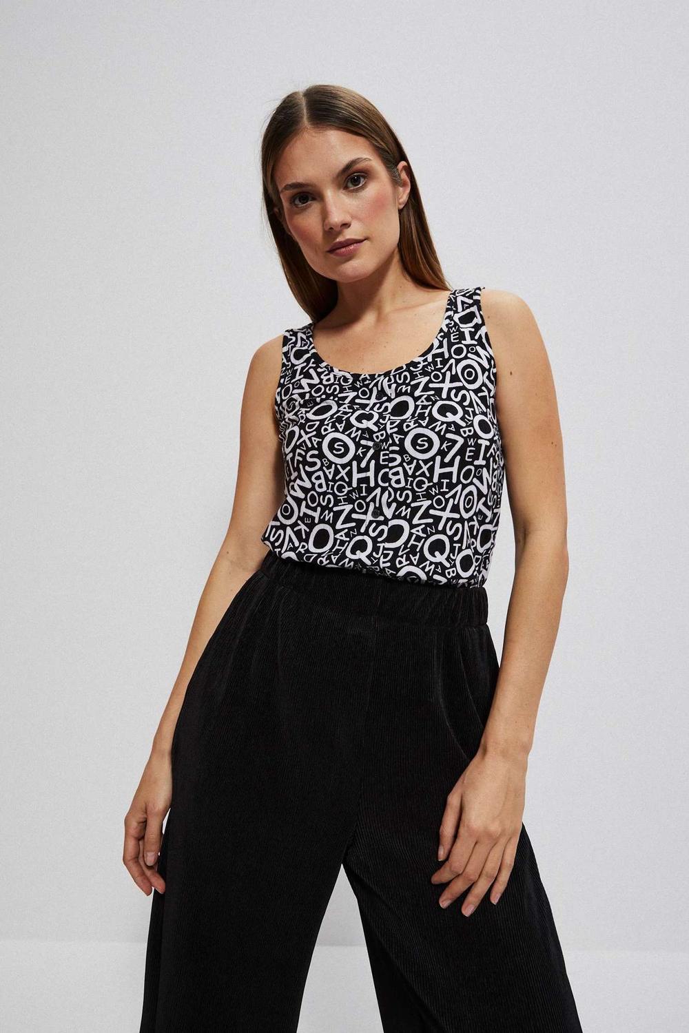 T-shirt black printed with white letters L-TS-4097