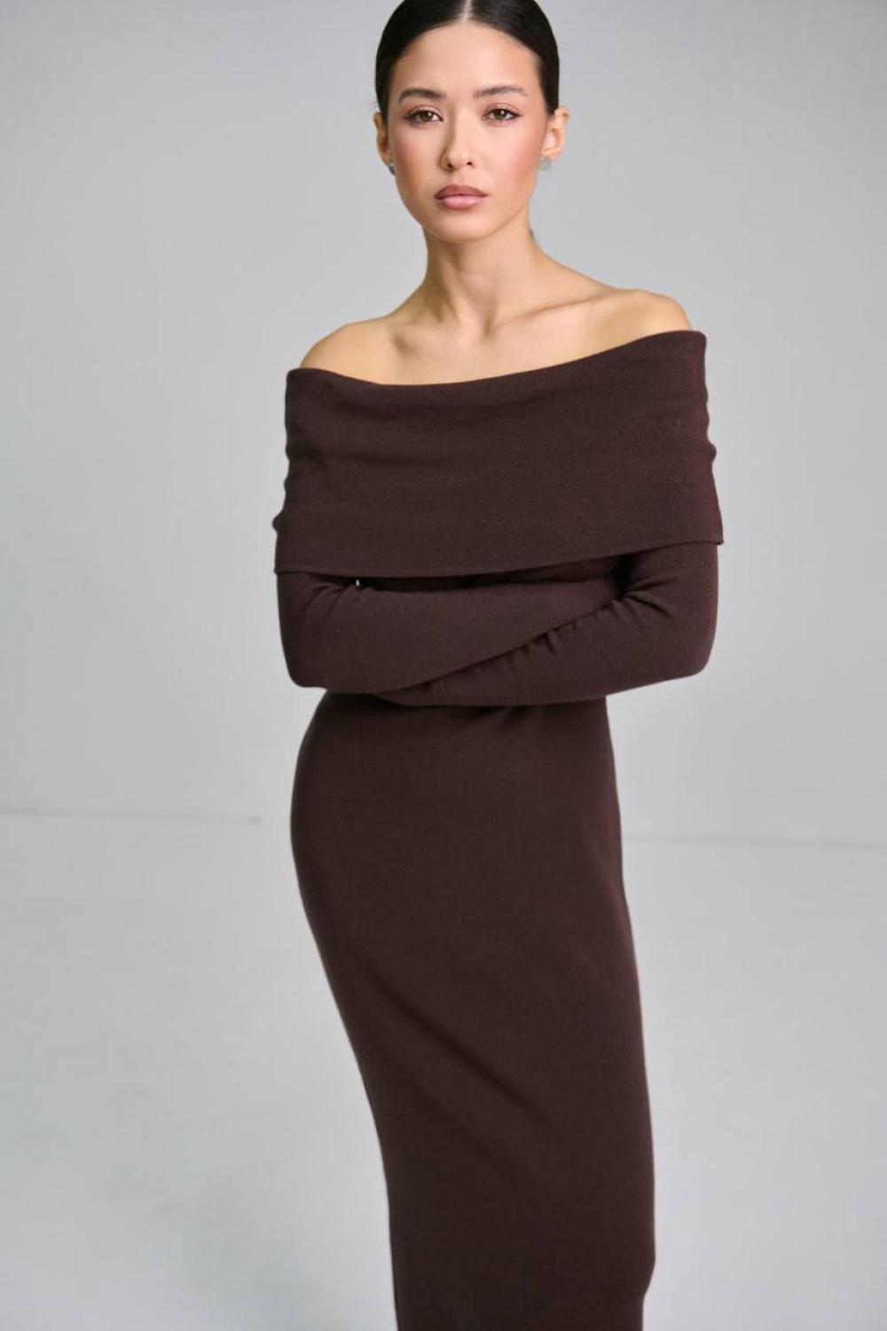 Knitted chocolate dress with open shoulders