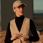 Бежева тепла кепка