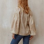 Вишиванка жіноча дизайнерська в бежевому кольорі Бохо EMBROIDERED GEM