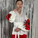 Вишиванка жіноча дизайнерська Червоні маки Embroidered Jem