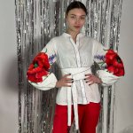 Вишиванка жіноча дизайнерська Червоні маки Embroidered Jem