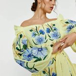 Сукня вишиванка жіноча дизайнерська жовто-блакитна лляна ВІЛЬНА авторської роботи EMBROIDERED GEM