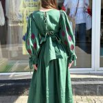 Green embroidered dress made of linen Memories EMBROIDERED GEM