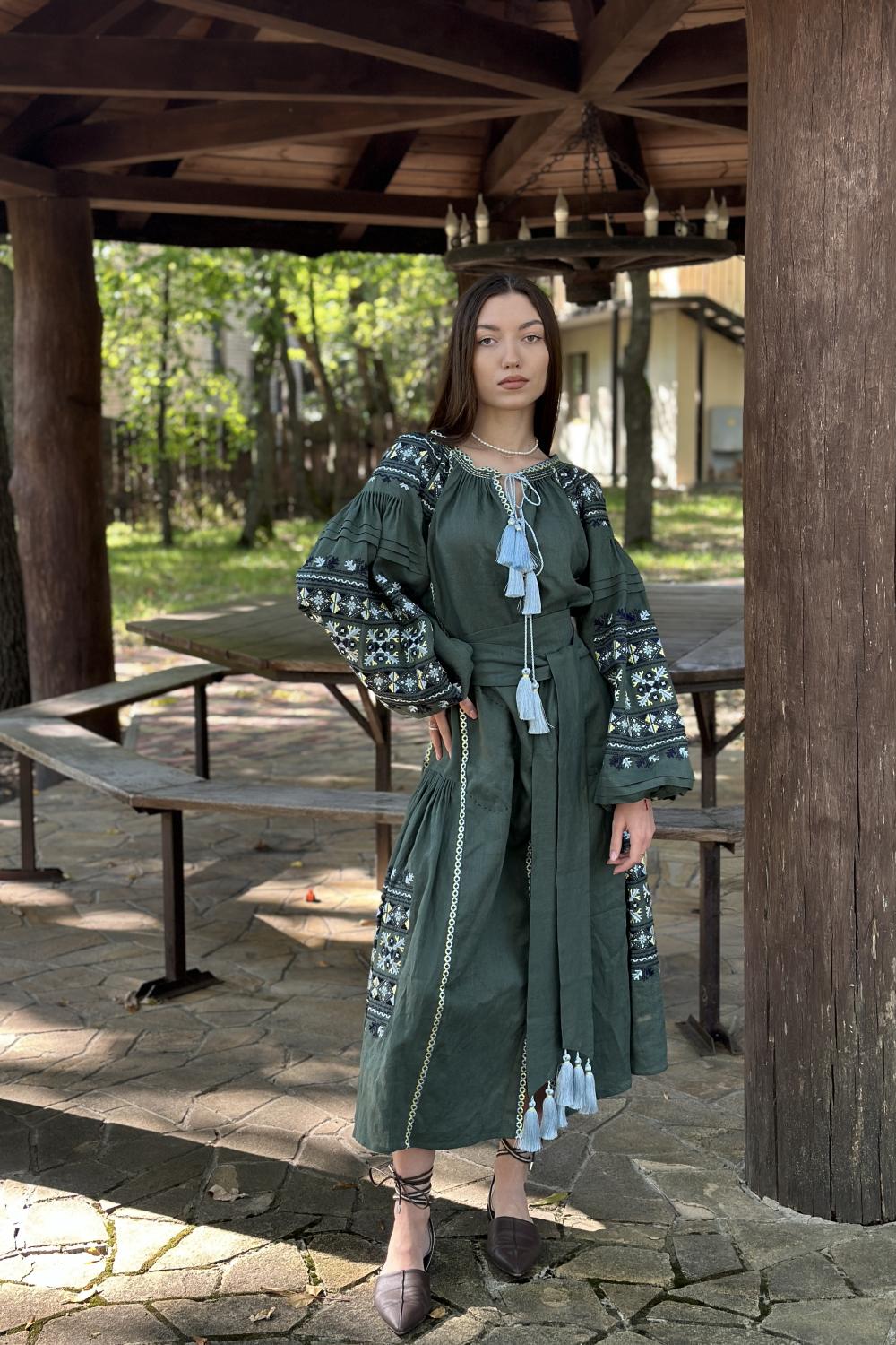 Сукня-вишиванка жіноча лляна Смарагд EMBROIDERED GEM