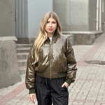 Бомбер лаковий у кольорі хакі