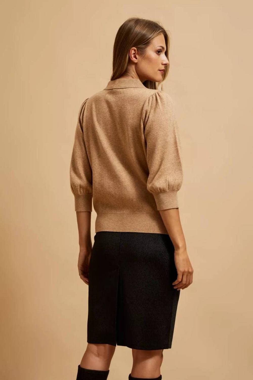 Women's sweater