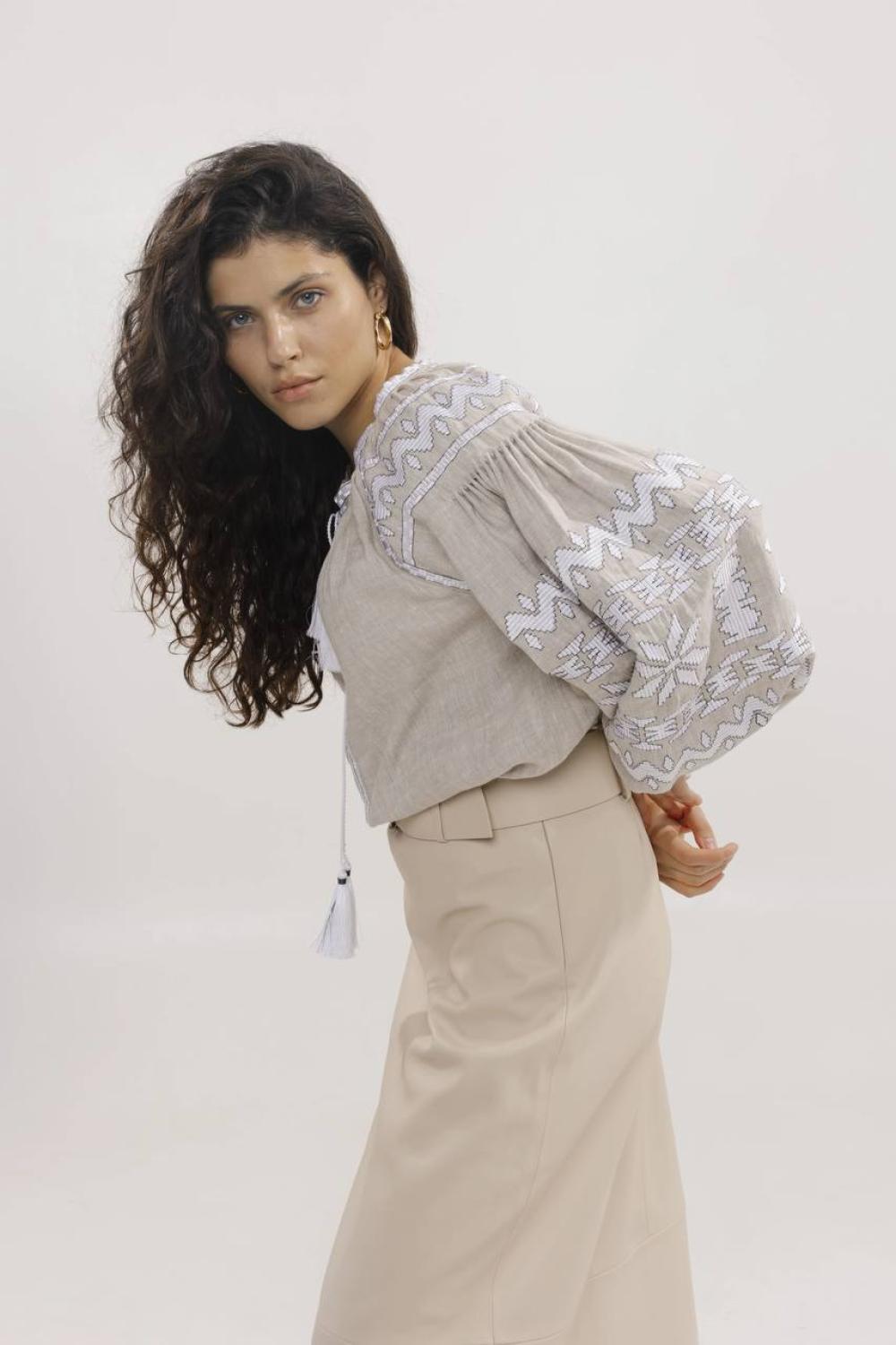 Вишита сорочка жіноча з льону Спогади EMBROIDERED GEM