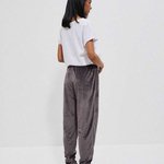 Suit women's sports with joggers plush Z-BL-3912 MOODO