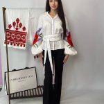 Вишиванка жіноча дизайнерська Червоні маки Embroidered Jem