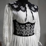 Корсет вишитий чорний з білим орнаментом korset_black_white