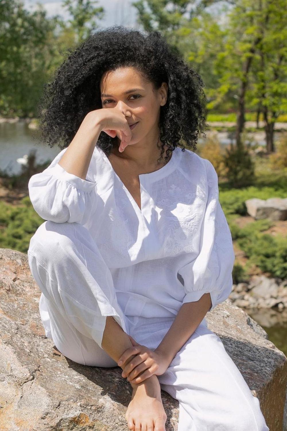 Women's embroidered white linen MAXA