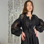 Cукня вишиванка жіноча лляна Рішельє чорна EMBROIDERED GEM