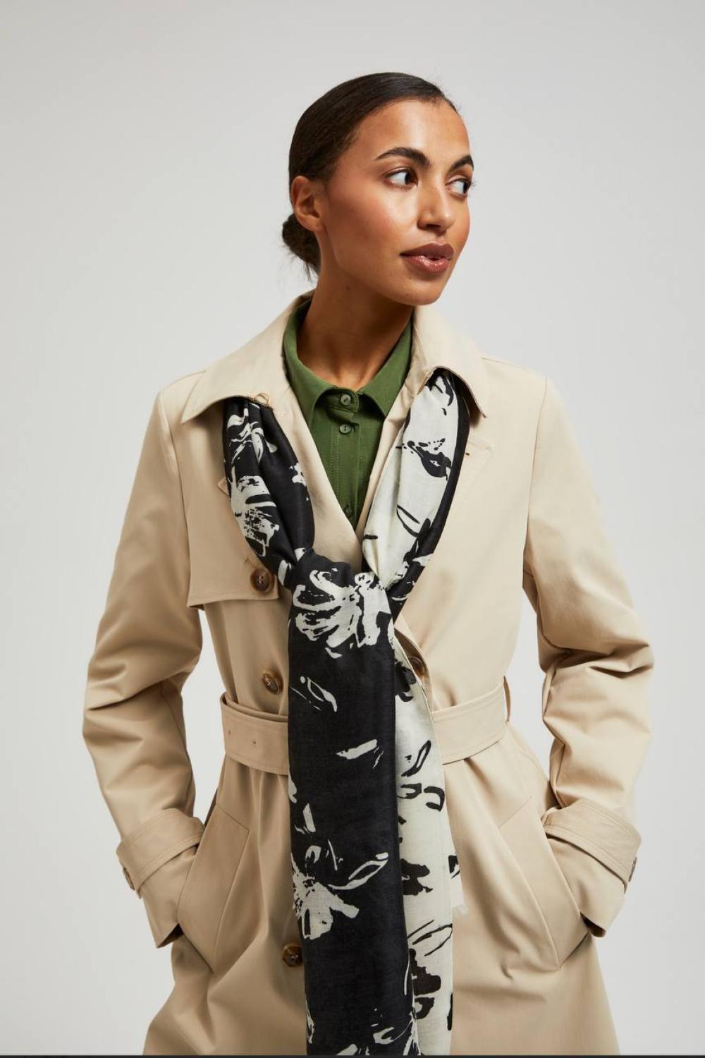 Black and white floral print scarf  MOODO
