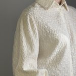 Блуза класична декорована квітами laura+max 22PE139