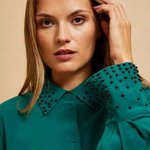 Green blouse