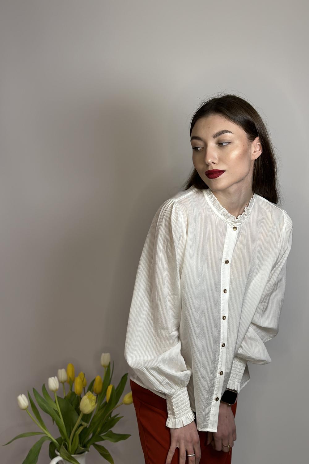 Блуза молочна Yuka Paris 20AH621