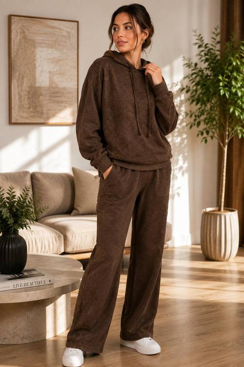 Chocolate-colored sports suit with lace