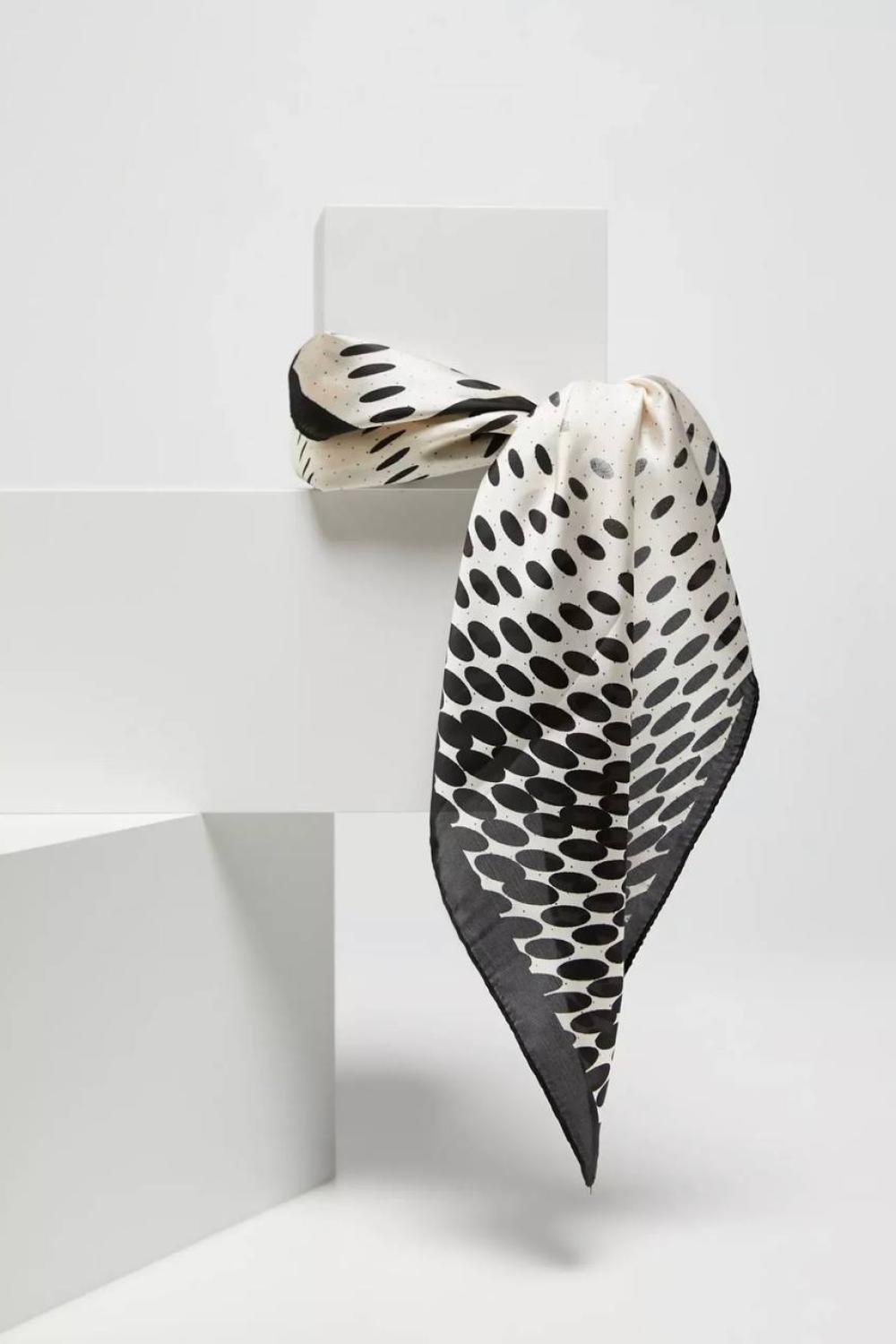 A beige and black silk scarf MOODO