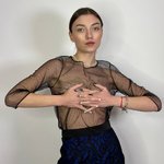 Блуза із чорної сітки NocheMio